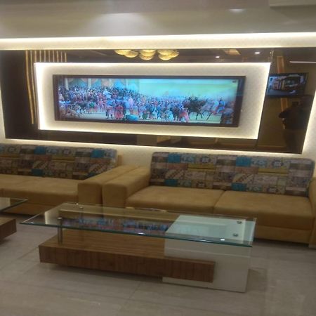 Csjs Inn By Krishna Group Of Hotels 암리차르 외부 사진