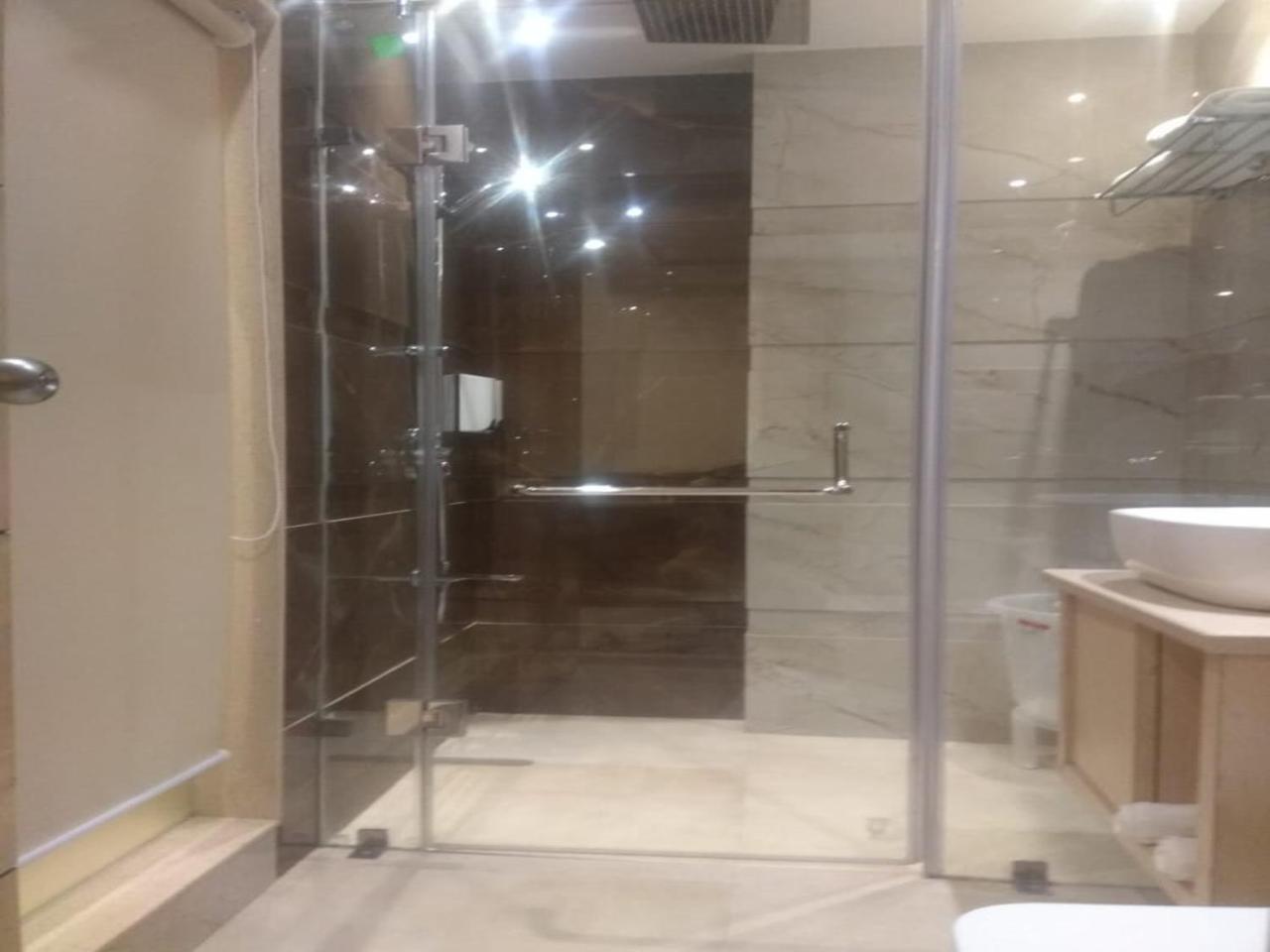 Csjs Inn By Krishna Group Of Hotels 암리차르 외부 사진